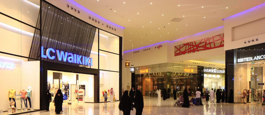 이마트 화장품 슈가컵은 사우디아라비아 Al Nakheel Mall에 입점계약을 체결했다.